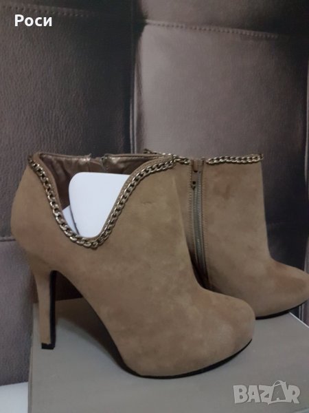 Нови елегантни боти с тънък ток - размер 39, снимка 1