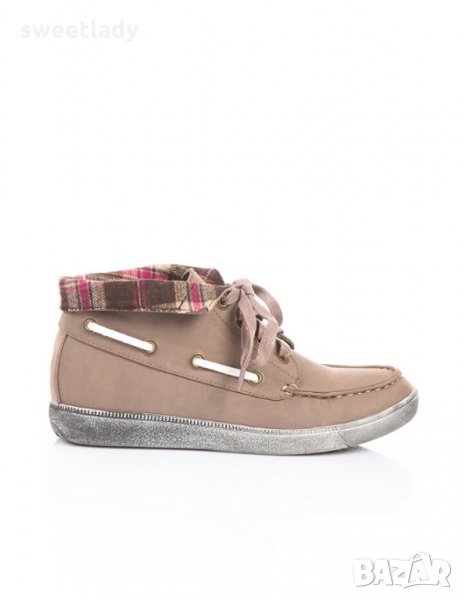 Ежедневни ботички с връзки, снимка 1