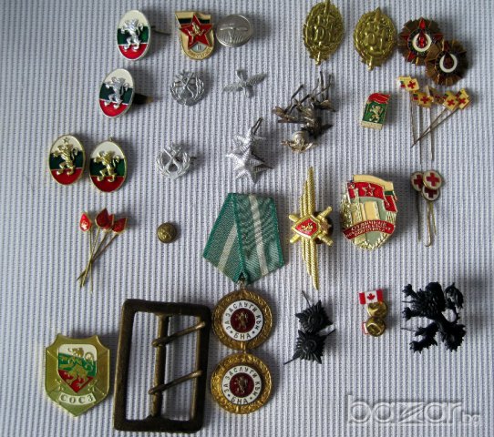 Копчета, военни отличия, петлици, вензели, звезди, медали, лъвчета, значки от БА, БЧК и др. , снимка 9 - Антикварни и старинни предмети - 18005885