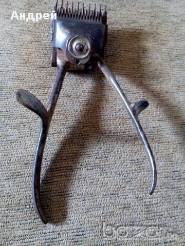 Машинка за подсртигване Aesculap