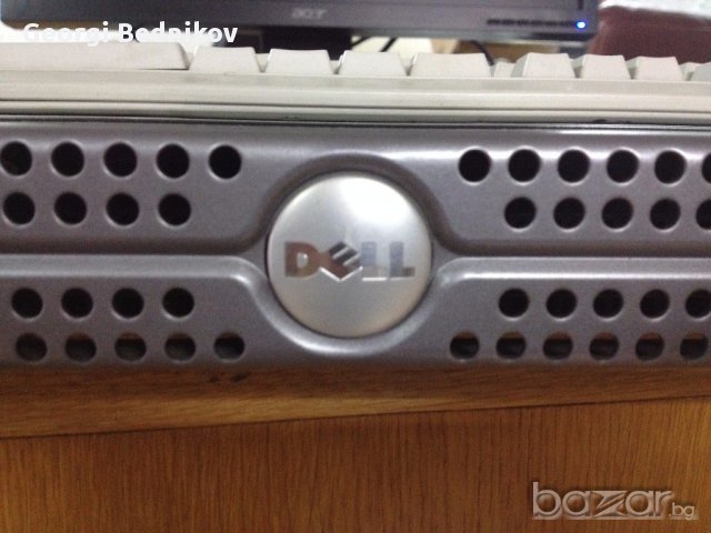  Сървър Dell Poweredge 300 Rack-mount server, снимка 15 - За дома - 12677678