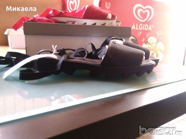 Adidas сандали, снимка 2 - Сандали - 18637021