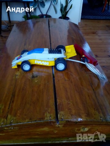 Стара играчка,кола с дистанционно