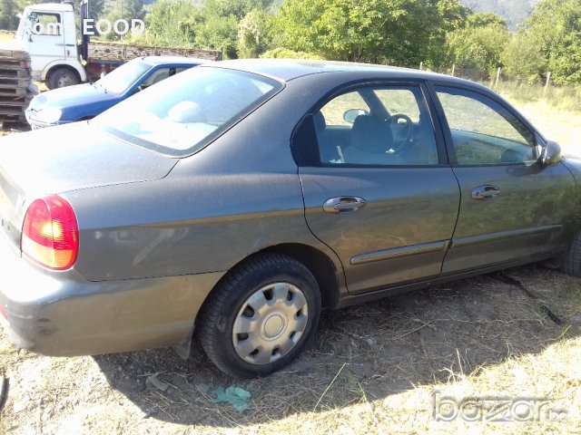 Хюндай Соната-2000г-на части