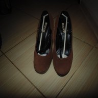 Чисто нови италиански обувки на платформа, снимка 2 - Дамски ежедневни обувки - 15028288