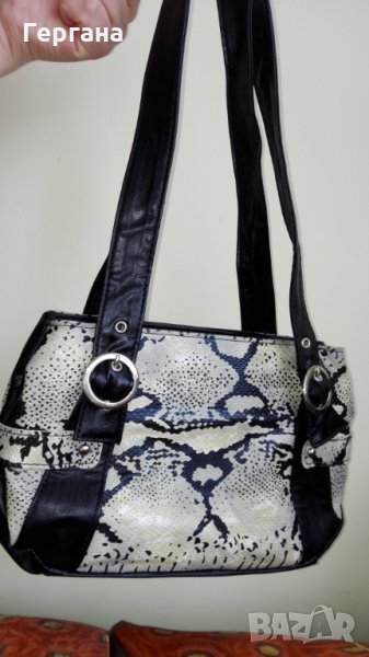 Дамска чанта със змийски принт, снимка 1