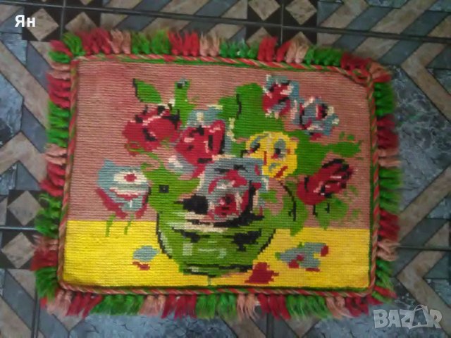 Старо Българско Ръчно Тъкано Извезано Пано/Килимче'Цветя'