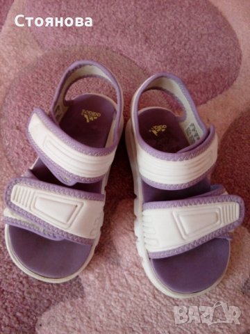 Адидас сандалки за момиченце, снимка 2 - Детски сандали и чехли - 25624217