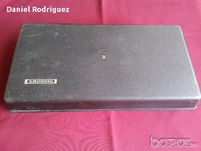 Ретро Настолен Микрофон Грундиг,Grundig, снимка 4 - Антикварни и старинни предмети - 16358908