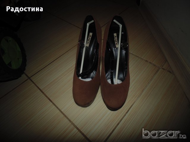 Чисто нови италиански обувки на платформа, снимка 2 - Дамски ежедневни обувки - 15028288