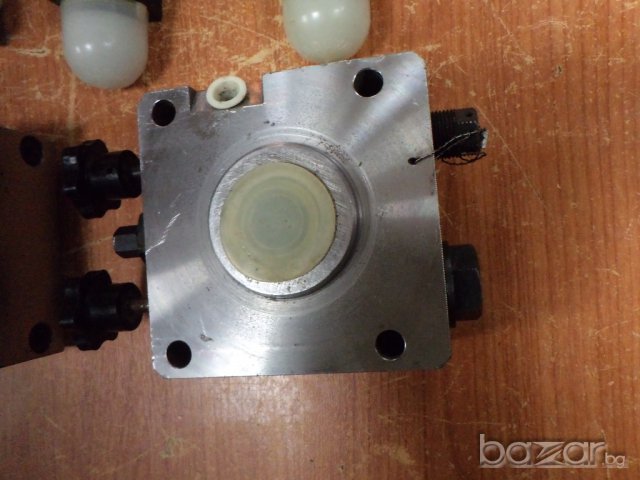 клапан хидравличен Wadowice, снимка 2 - Резервни части за машини - 6294889