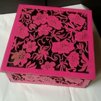 кутия за бижута, снимка 1 - Подаръци за жени - 21636830