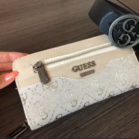 Портмоне Guess, снимка 1 - Портфейли, портмонета - 23002592