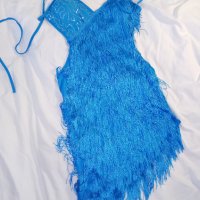 Синя асиметрична рокля с ресни и ниска талия, снимка 1 - Рокли - 20624959