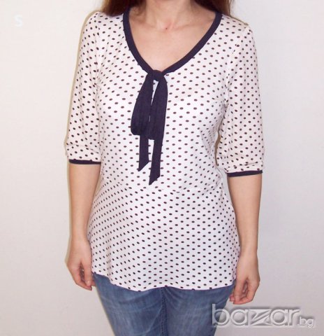 Дамска блуза на точки, снимка 1 - Блузи с дълъг ръкав и пуловери - 8771551