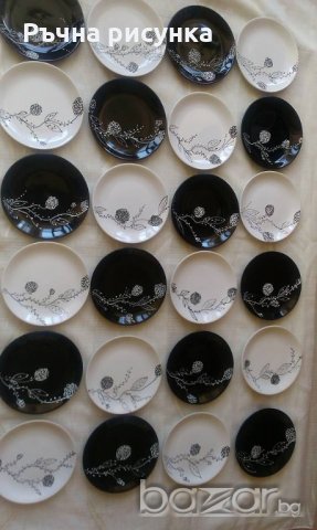 24броя ръчно рисувани порцеланови чинии в черно и бяло 