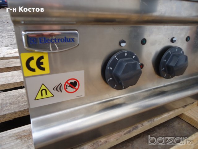 1.Професионален Индукционен настолен котлон ЧЕТЕРИ плочИ 3.5 KW/230V Electrolux производител Германи, снимка 3 - Обзавеждане на кухня - 12857586