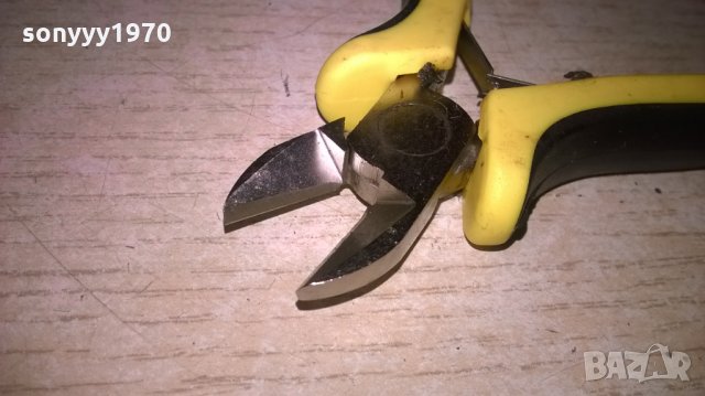 Клещи резач от калена стомана с ергономични гумени дръжки. Дължина - 11.5см., снимка 5 - Клещи - 25373613