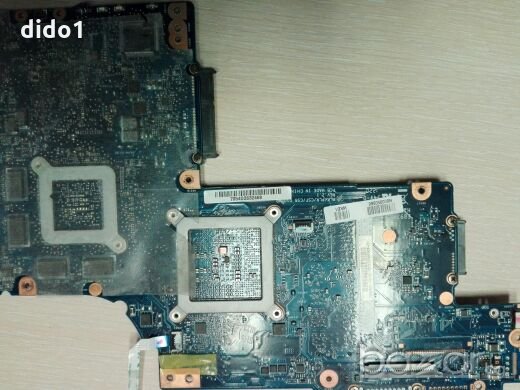 Toshiba Satellite C855-1UN, снимка 12 - Лаптопи за дома - 21462400