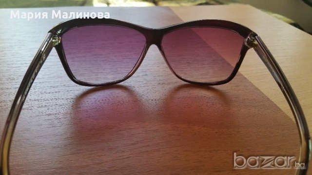 Дамски слънчеви очила  Benetton, снимка 4 - Слънчеви и диоптрични очила - 20344369
