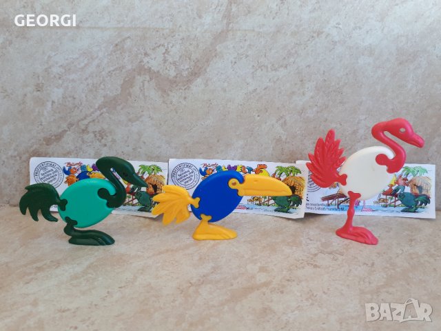 Киндер играчки с листчета цели серии , снимка 1