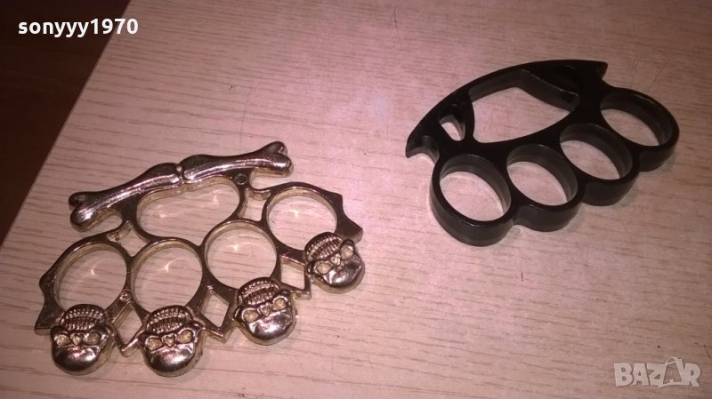 бокс в цвят злато с черепи-или черен дебел и масивен-11х7см, снимка 1