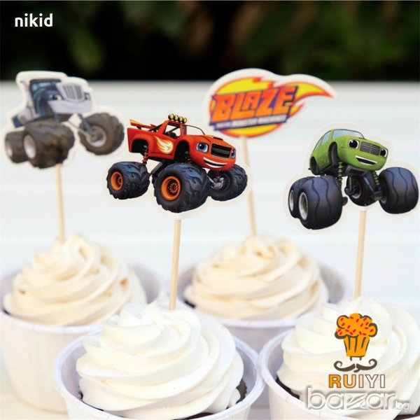Пламъчко и машините Blaze and the monster 24 бр топери топер клечки за мъфини декорация и украса, снимка 1