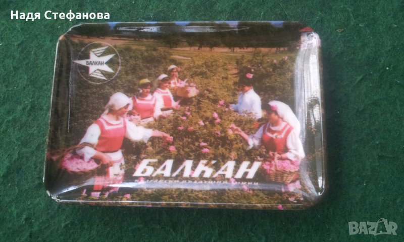 Пепелник Балкан с реклама на българска роза, снимка 1