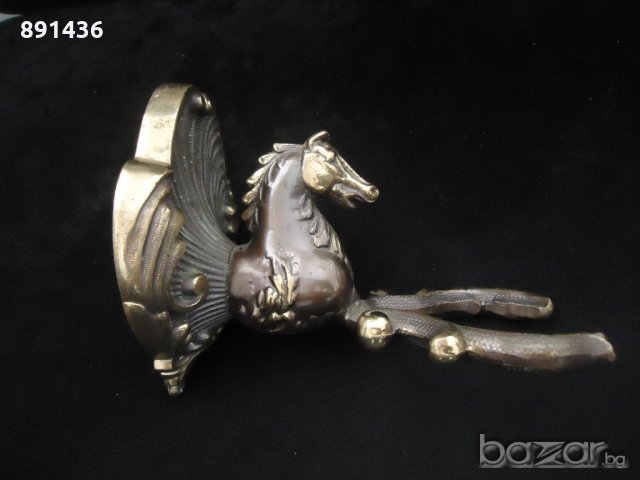 Италиански аплик за осветително тяло кон CHIARINI