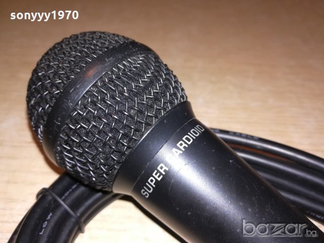 behringer profi microphone с кабел и държач-внос швеицария, снимка 2 - Микрофони - 20231890
