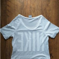 Nike - страхотна дамска  тениска, снимка 10 - Тениски - 25279771