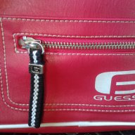 GUESS-оригинална червена клубна чантичка, снимка 5 - Чанти - 13140311