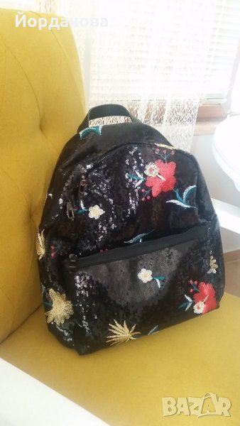 Страхотна раница, снимка 1