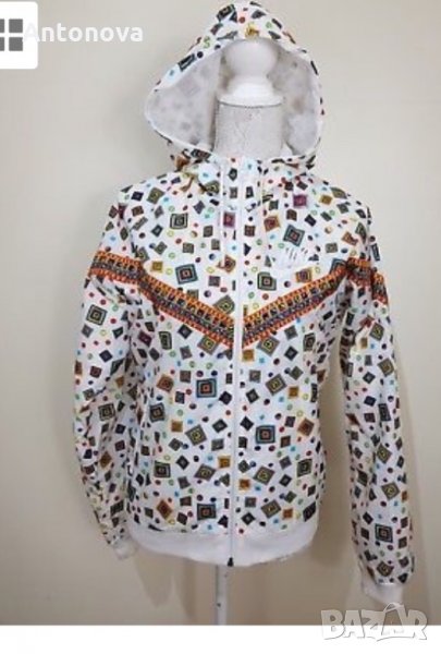 SALE!Яке Nike, снимка 1