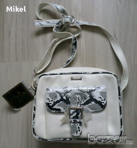 Кожена Дамска Michael Beheim чанта бяла с змииска сива кожа, снимка 1 - Чанти - 9200906