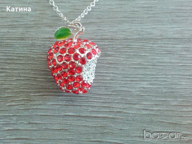 Намаление сет в блещукащо червено, снимка 4 - Други - 21065210