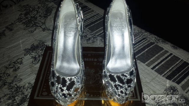 НОВО!!!Екстравагантни обувки, снимка 2 - Дамски обувки на ток - 7815915