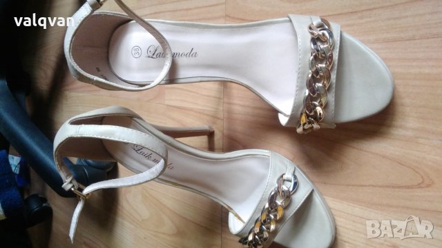 Дамски обувки, снимка 2 - Дамски обувки на ток - 25353431