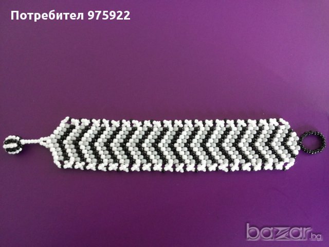 Гривна от мъниста, снимка 7 - Гривни - 12426743