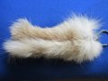 Кожен ключодържател-опашка от полярна лисица от Монголия, снимка 1 - Аксесоари за коса - 21510303
