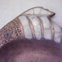 Стар месингов пепелник със седеф, снимка 2 - Антикварни и старинни предмети - 24737367