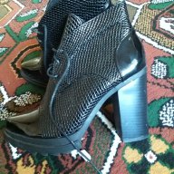Дамски обувки на ток, снимка 1 - Дамски обувки на ток - 15965695