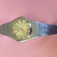 Дамски ръчен часовник Сеико, снимка 1 - Колекции - 22195305