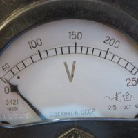Руски волтметър волтмер 0 - 250 волта  безупречно качество и прецизност от 1969 г. СССР, снимка 1 - Други инструменти - 25904626