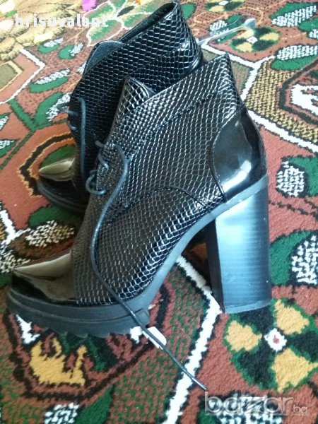 Дамски обувки на ток, снимка 1
