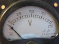 Руски волтметър волтмер 0 - 250 волта  безупречно качество и прецизност от 1969 г. СССР, снимка 1