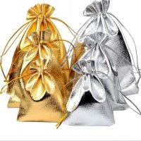 Луксозни подаръчни торбички за бижута и подаръци. Кутийки за бижута.