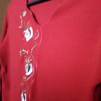 Дамска блуза с бродирани апликации, снимка 3 - Блузи с дълъг ръкав и пуловери - 24480661