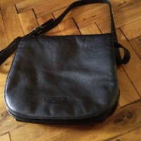Женска чанта Гучи-Италия-естествена кожа 24см на 22см на 7см, снимка 1 - Чанти - 19378563