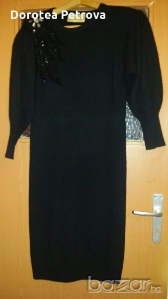 Вълнена черна рокля от мерино, с апликация от мъниста, машинно плетена, снимка 1